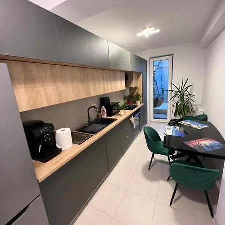 Prestige Complex Uno Apartman *