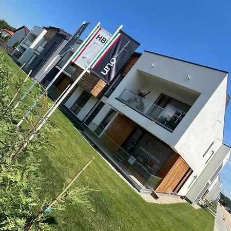 Prestige Complex Uno Apartman Brassó
